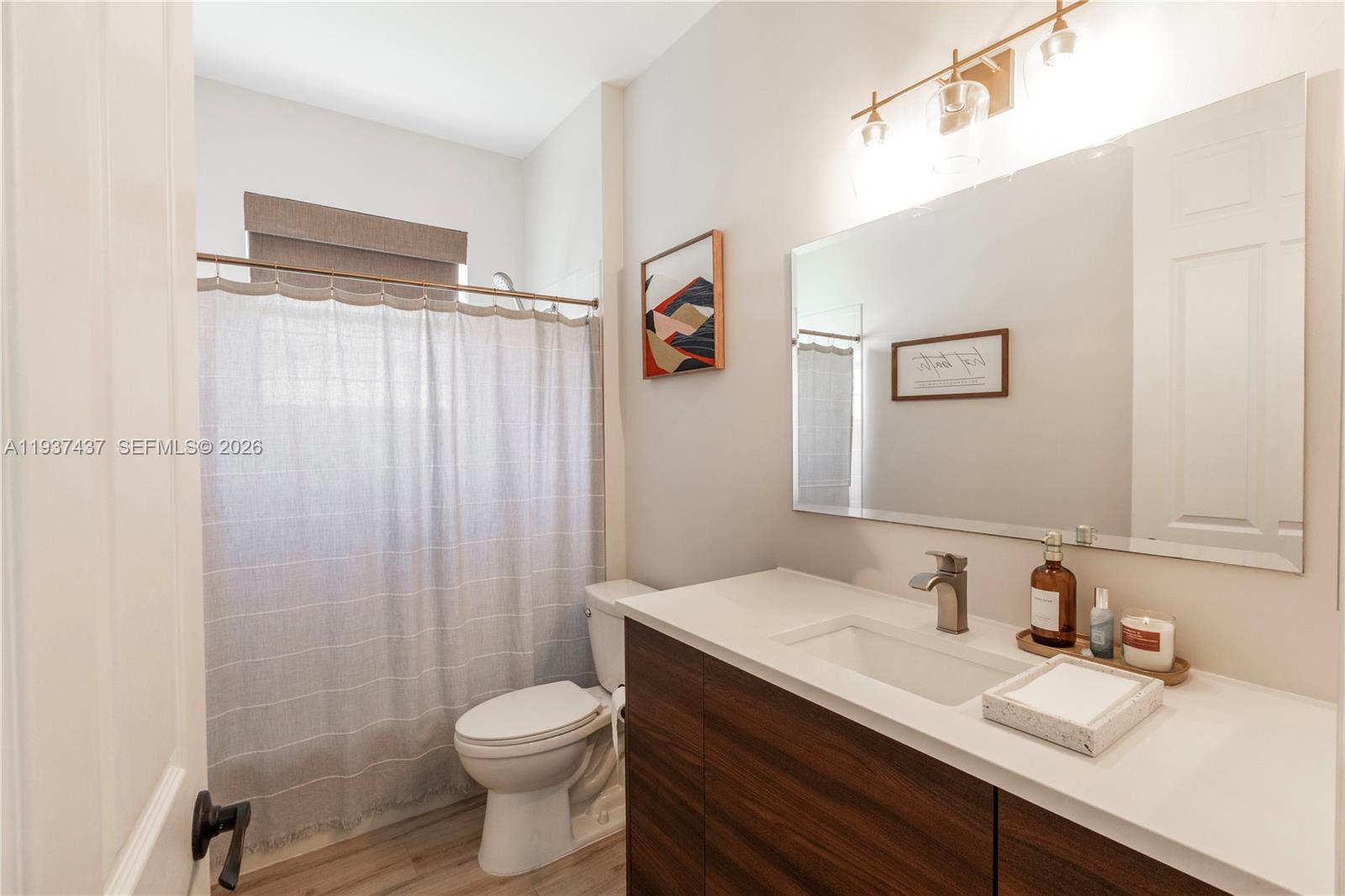 SILVER LAKES PHASE III RE - Residential