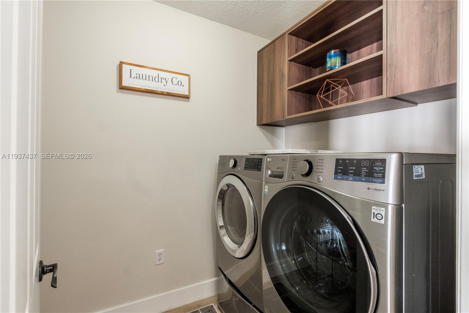 SILVER LAKES PHASE III RE - Residential