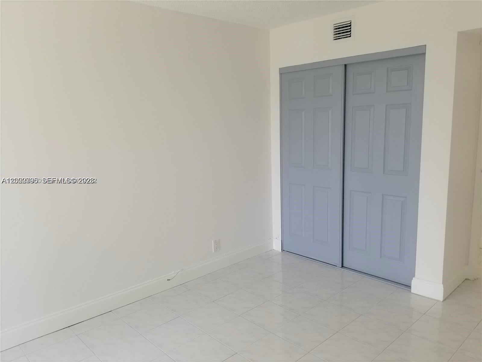ARLEN HOUSE EAST - Residential