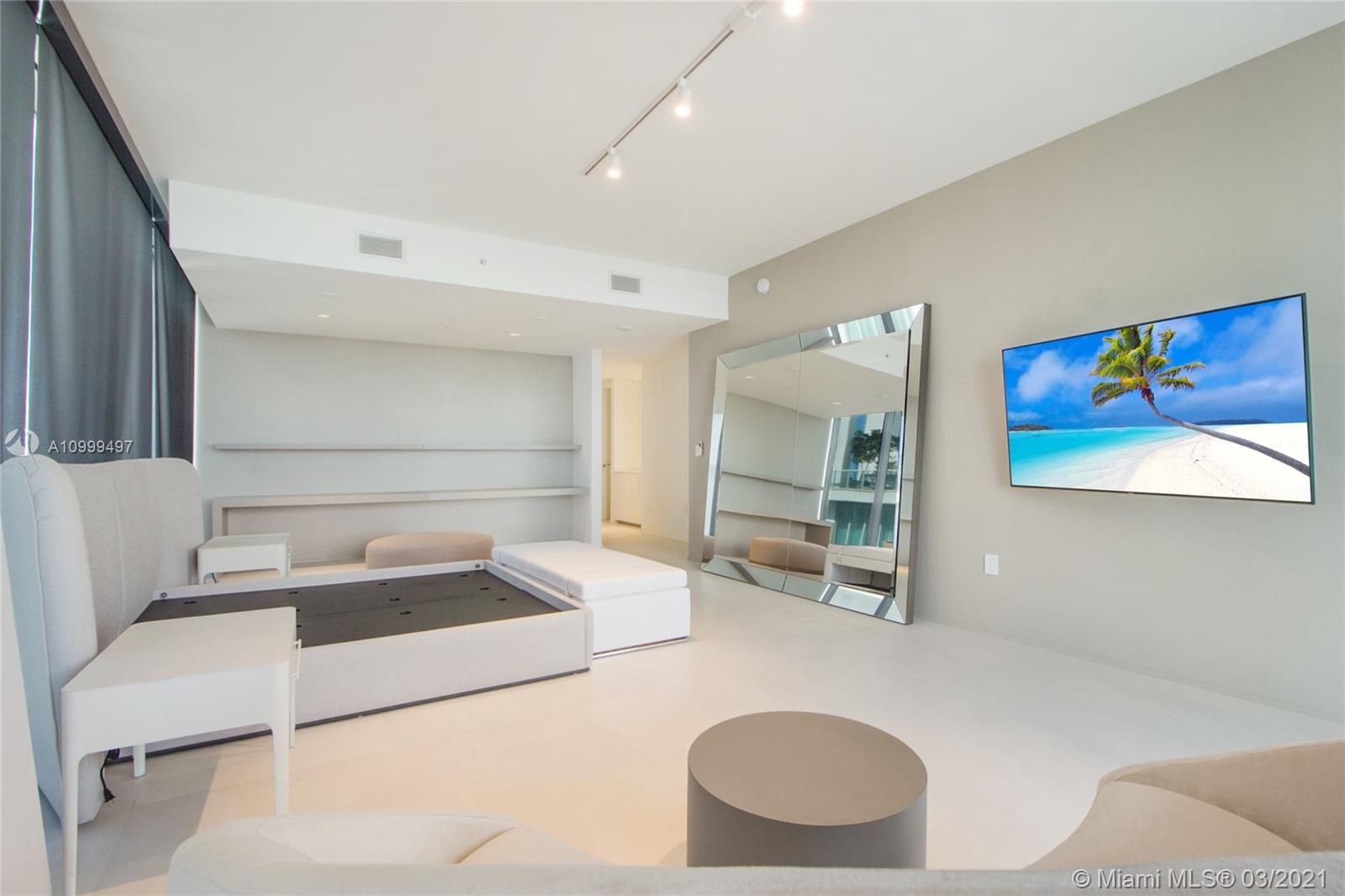 One thousand - Residential