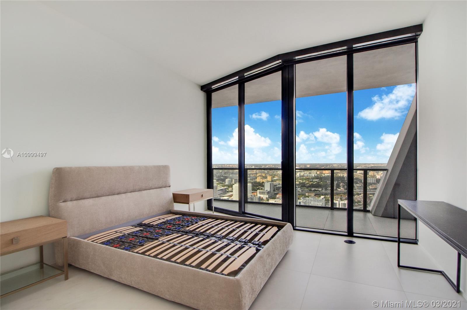 One thousand - Residential