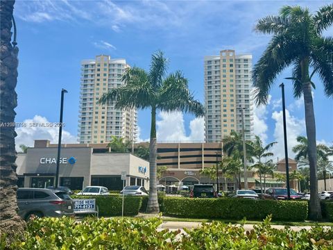 Photo of 1745 E Hallandale Beach Blvd #2304W, Hallandale Beach, FL 33009 (MLS # A12026758)
