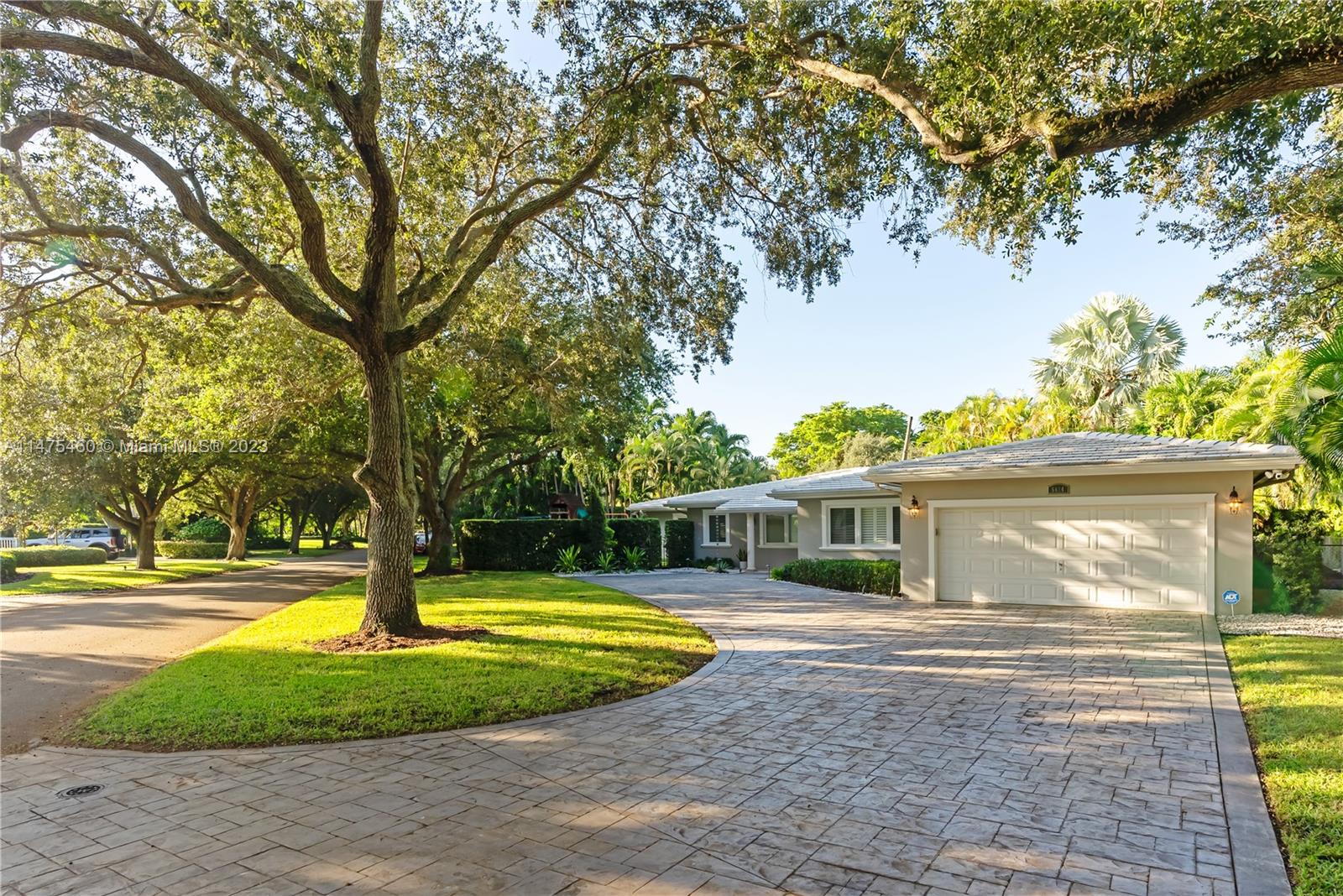 CORAL GABLES RIVIERA SEC - Residential