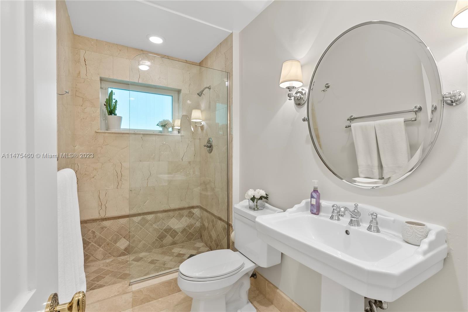 CORAL GABLES RIVIERA SEC - Residential