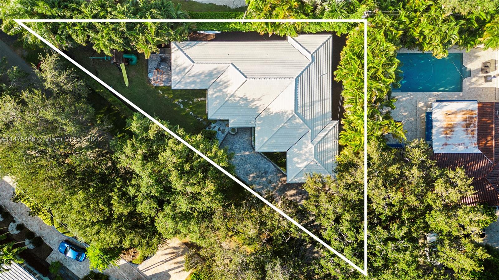 CORAL GABLES RIVIERA SEC - Residential