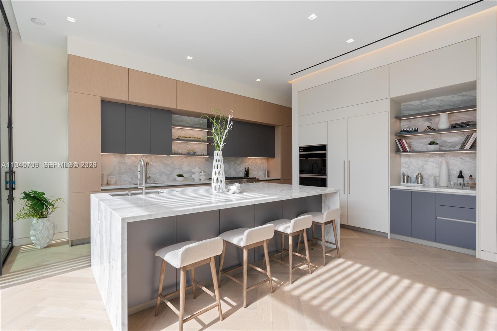 LAKE VIEW SUB - Residential