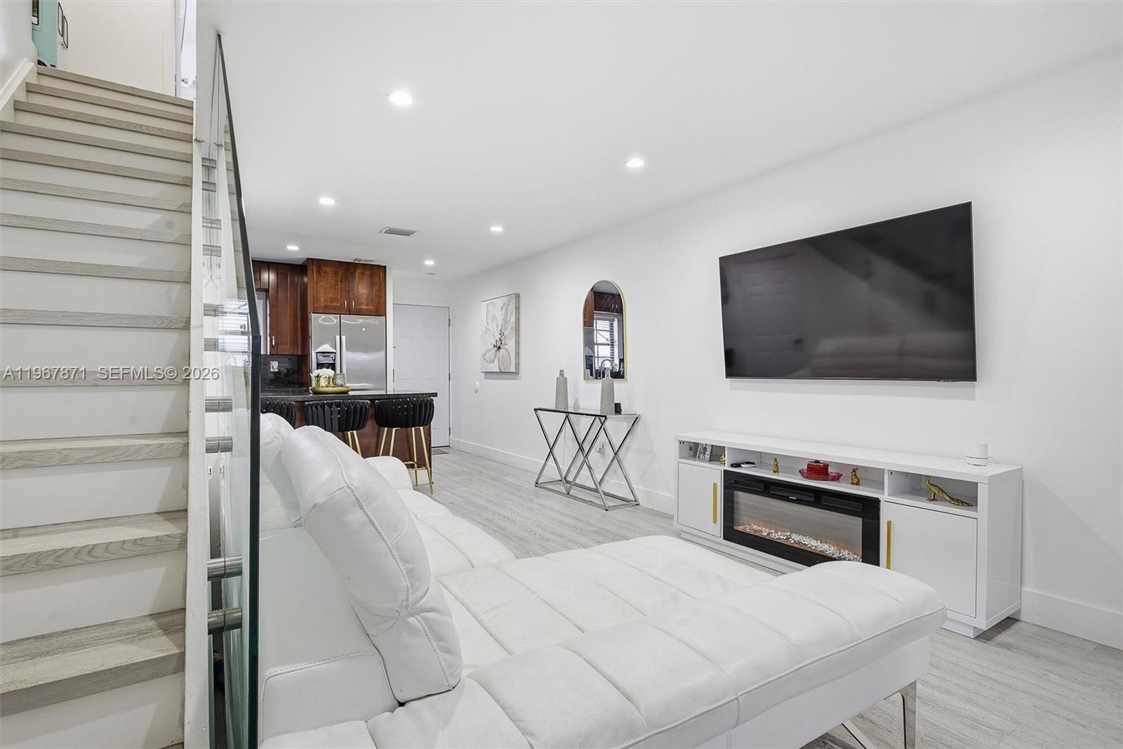 INTERNATIONAL PRINCESS CO - Residential