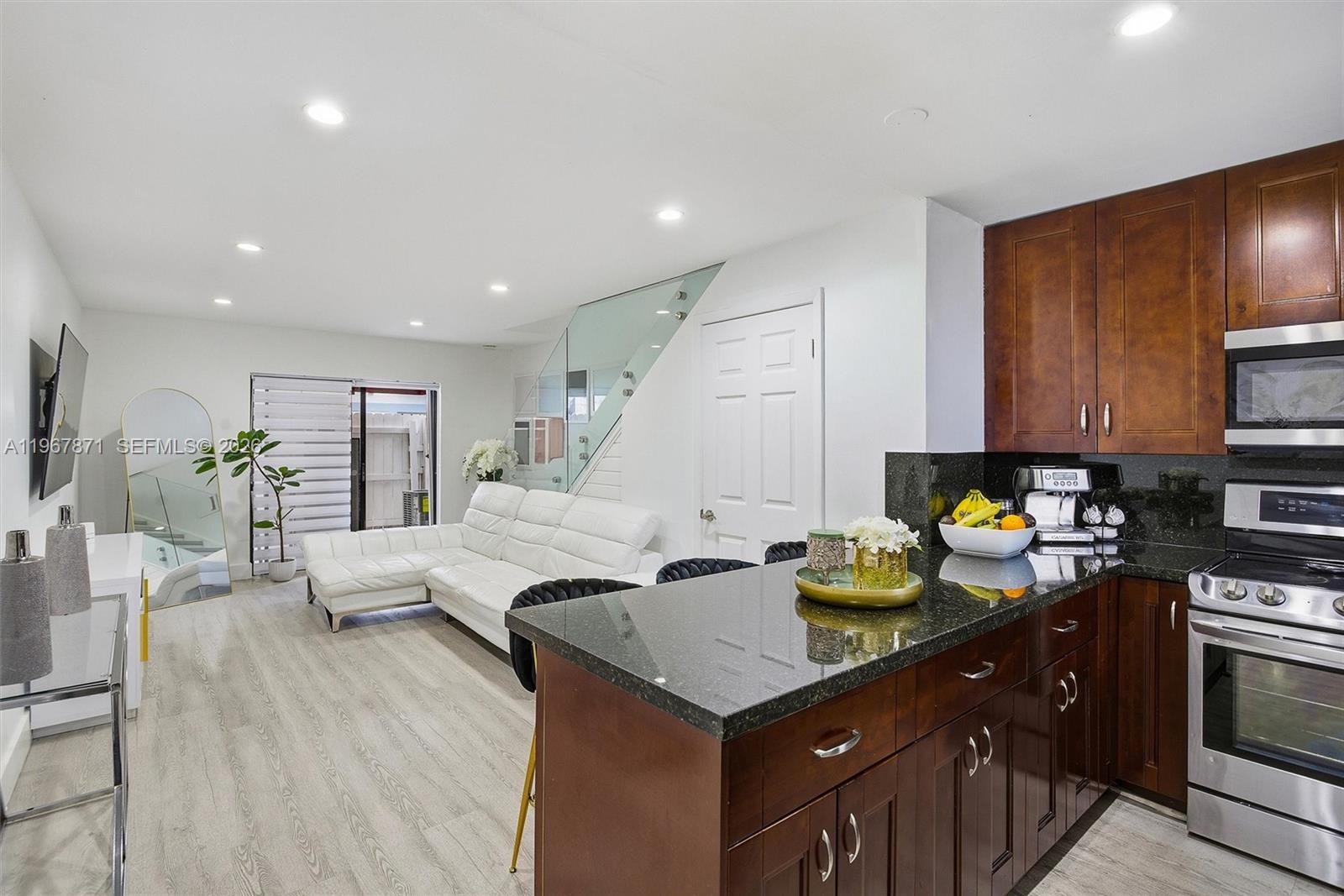 11781 SW 18th St 6-40