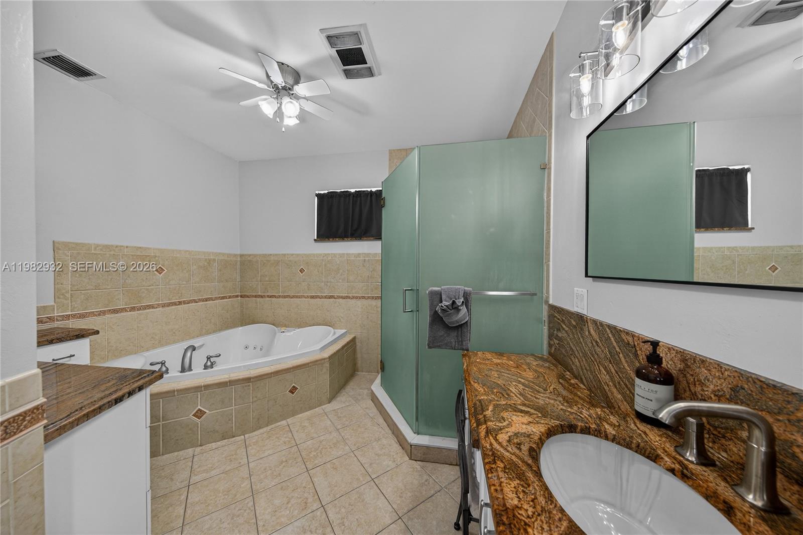 IMPERIAL POINT 1 SEC - Residential Lease