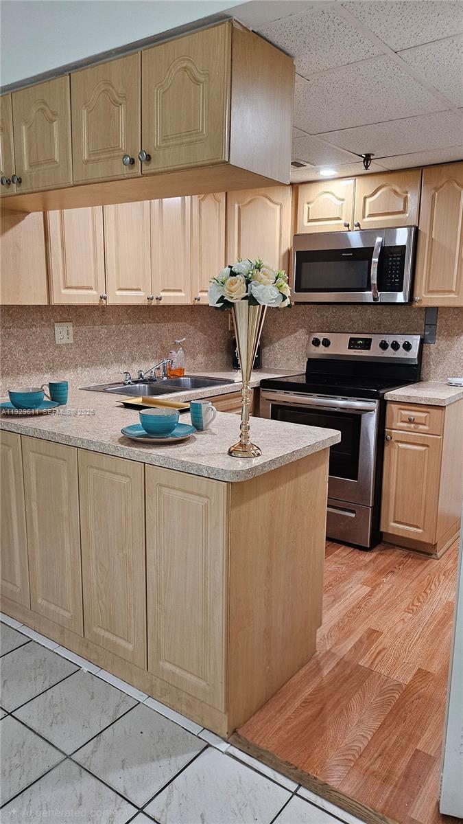 THE PRADO CONDO - Residential Lease