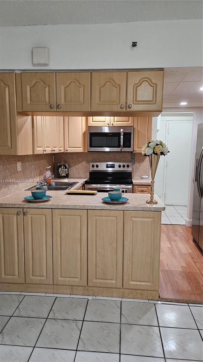 THE PRADO CONDO - Residential Lease