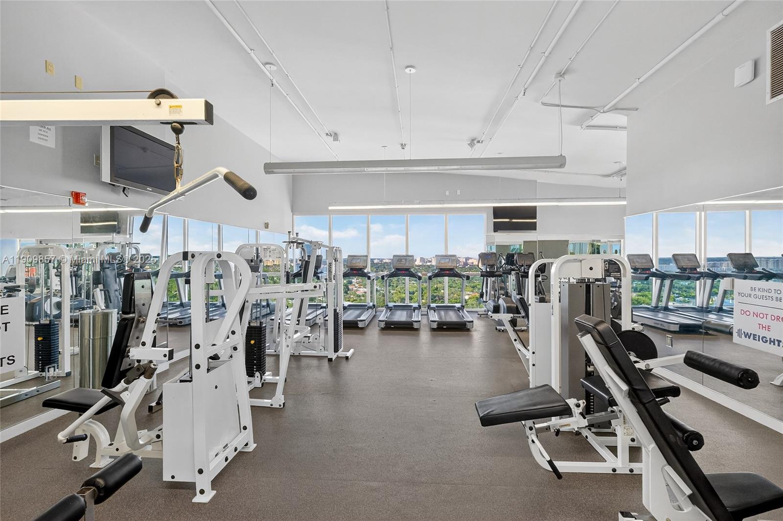 MUTINY PARK CONDO - Residential