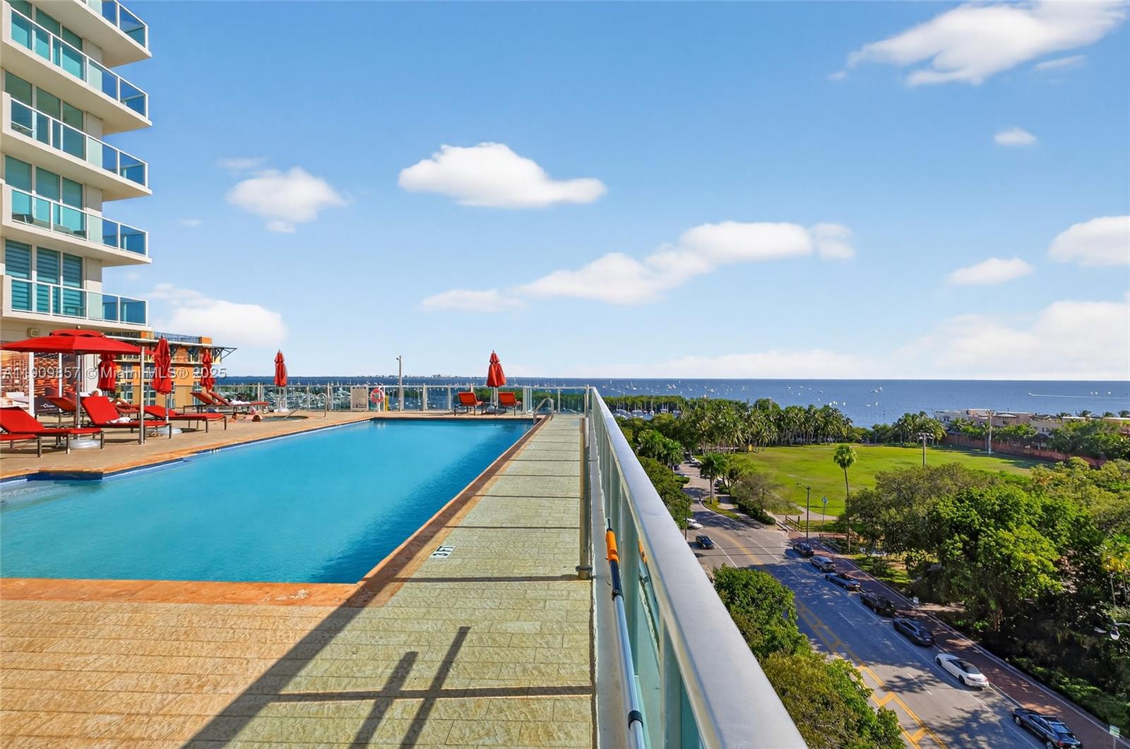 MUTINY PARK CONDO - Residential