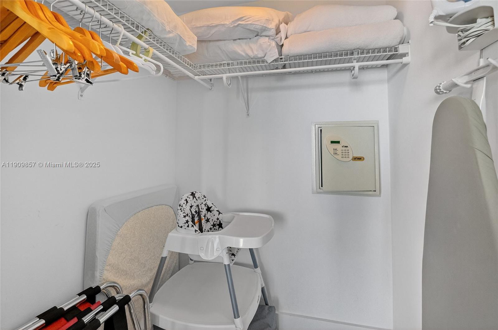 MUTINY PARK CONDO - Residential