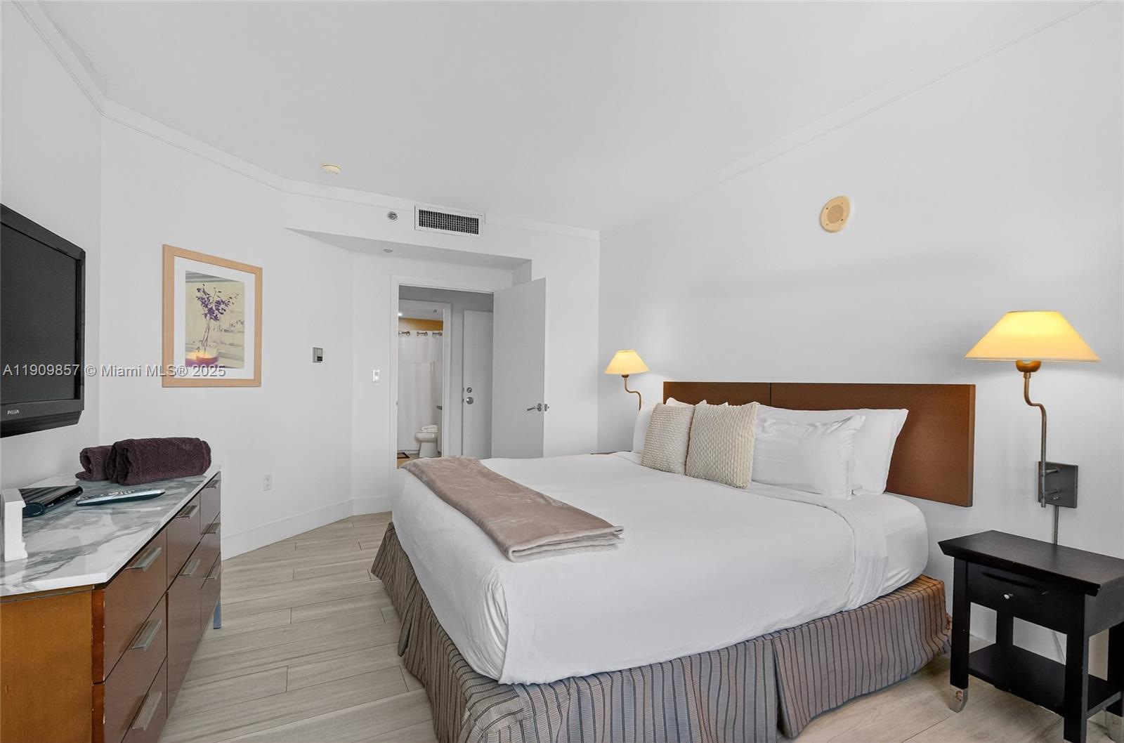 MUTINY PARK CONDO - Residential