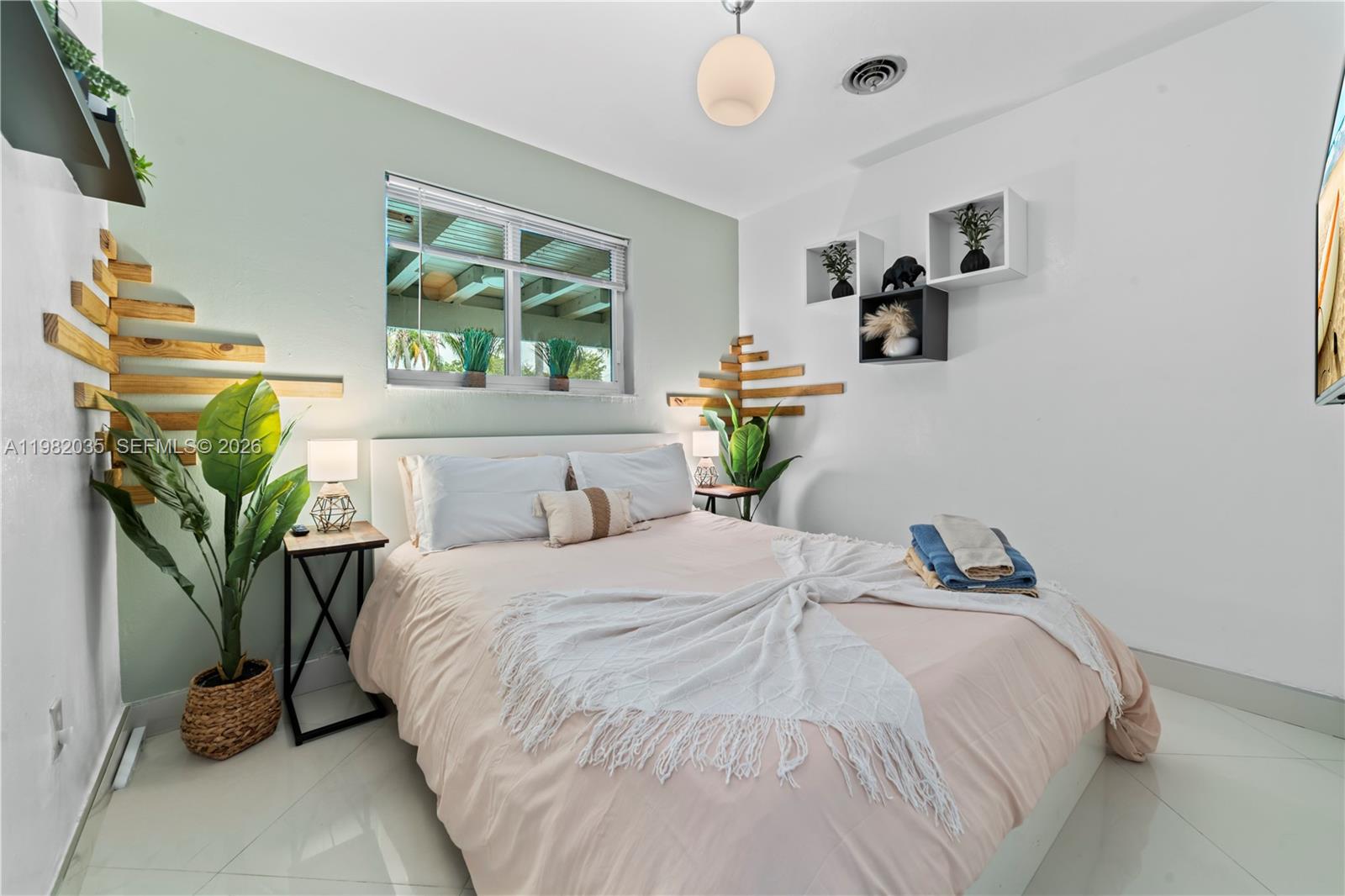 GREYKNOLL ESTATES - Residential