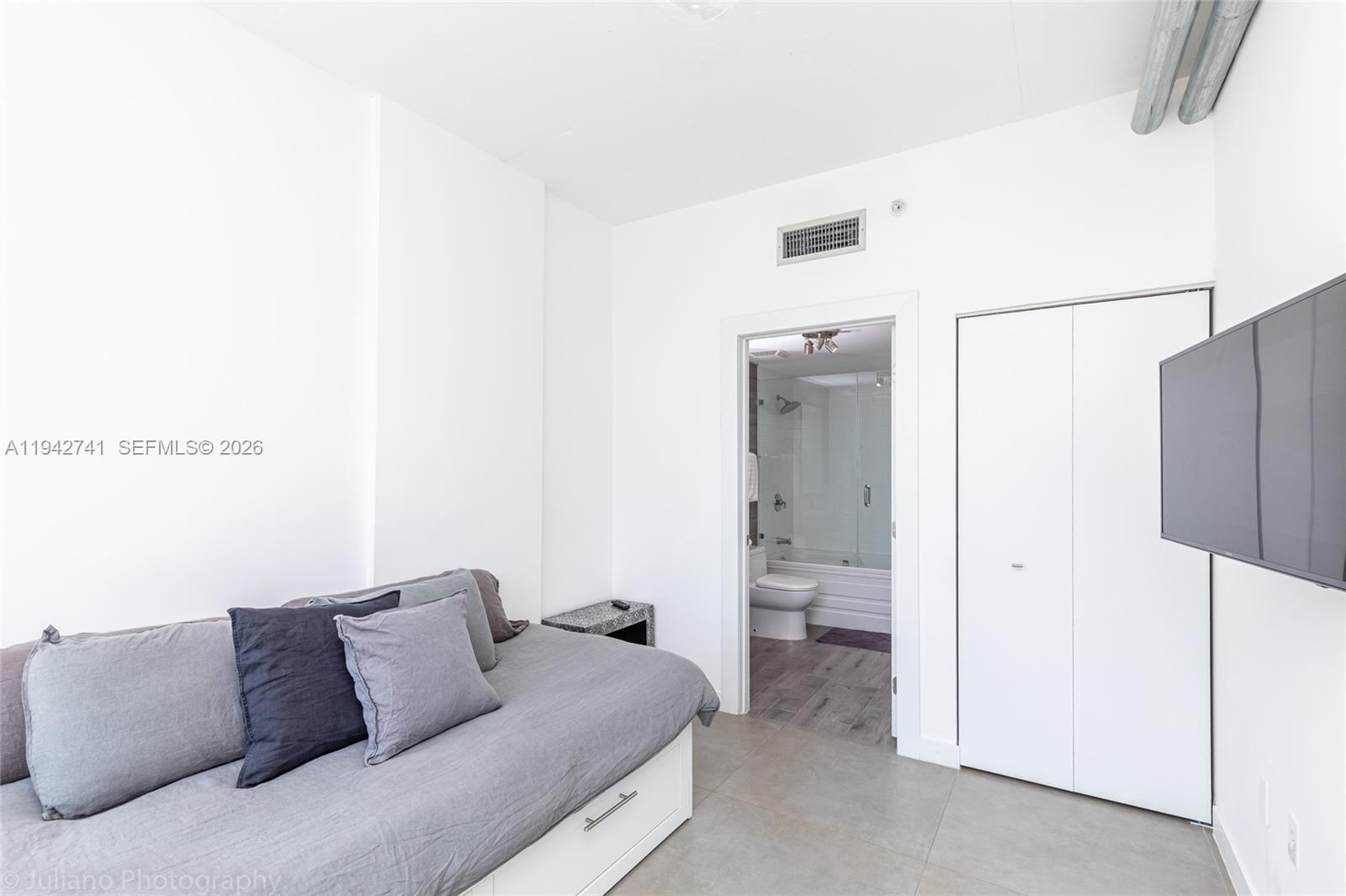 NEO VERTIKA CONDO - Residential Lease