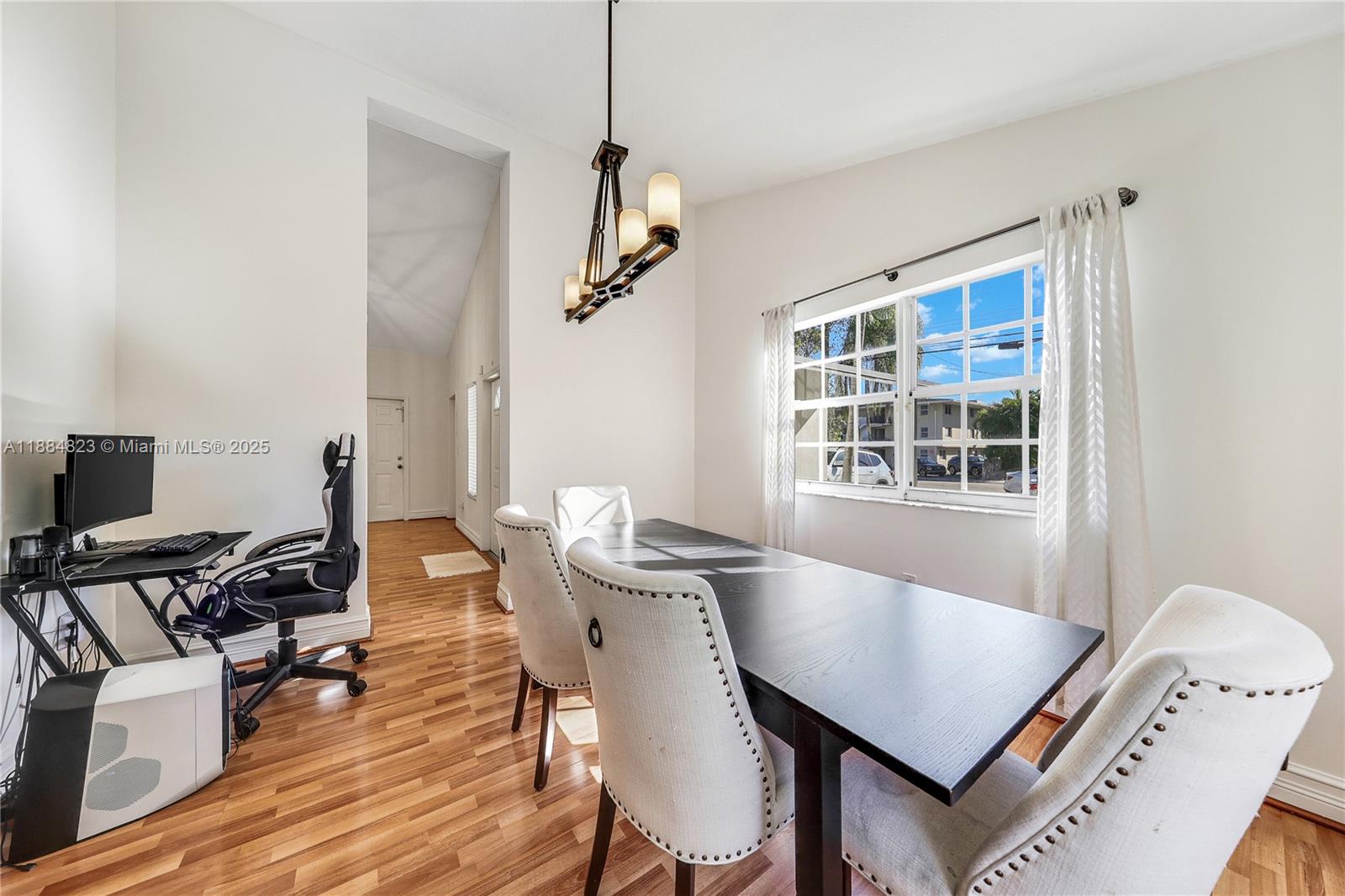 MCKEEVER TERR - Residential