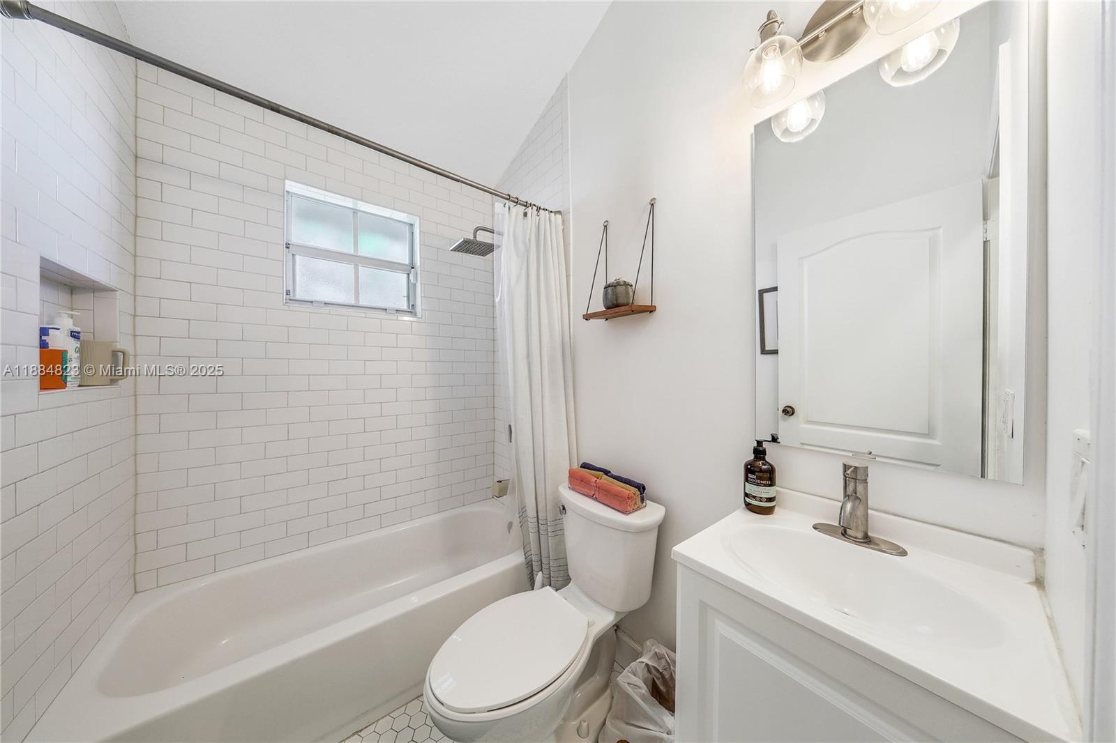 MCKEEVER TERR - Residential