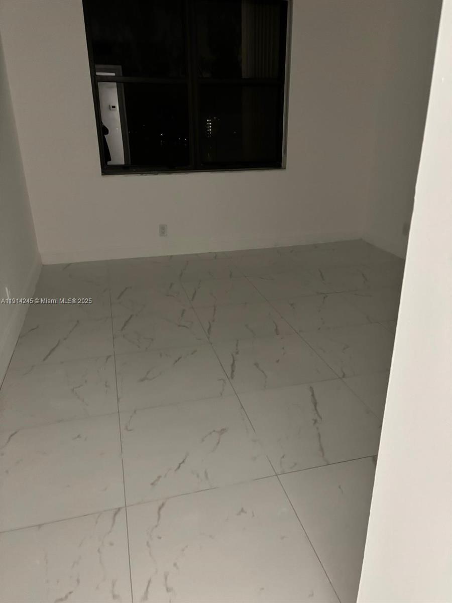 THE CLIPPER AT BISC COVE - Residential Lease