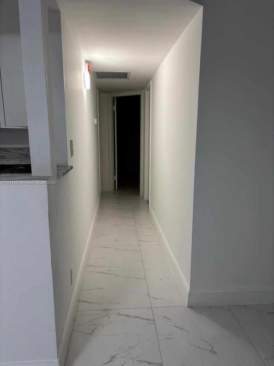 THE CLIPPER AT BISC COVE - Residential Lease