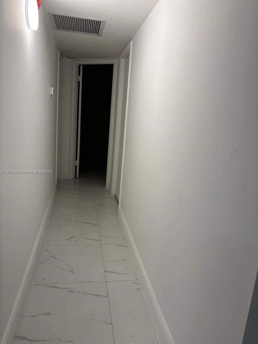 THE CLIPPER AT BISC COVE - Residential Lease