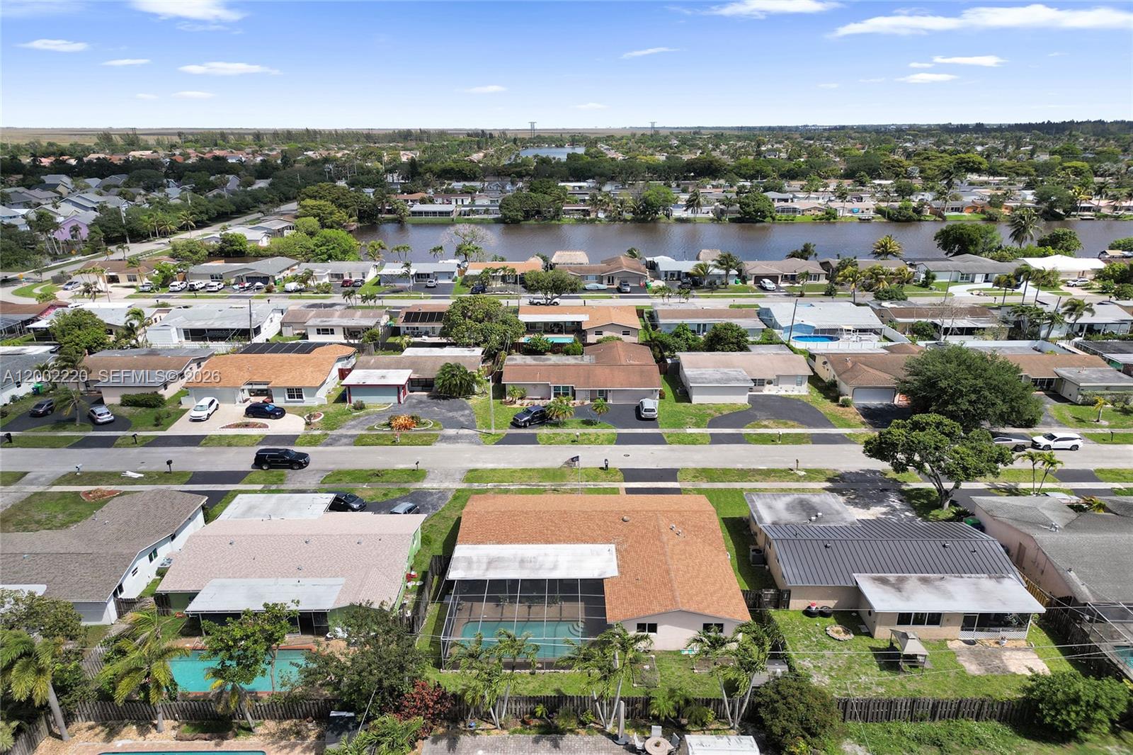 SUNRISE GOLF VILLAGE SEC - Residential