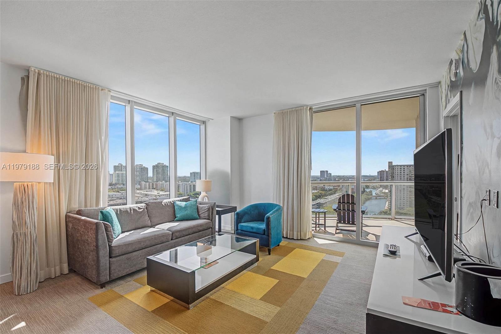 SOLE CONDO - Residential