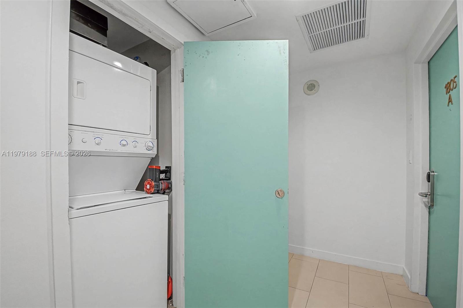 SOLE CONDO - Residential