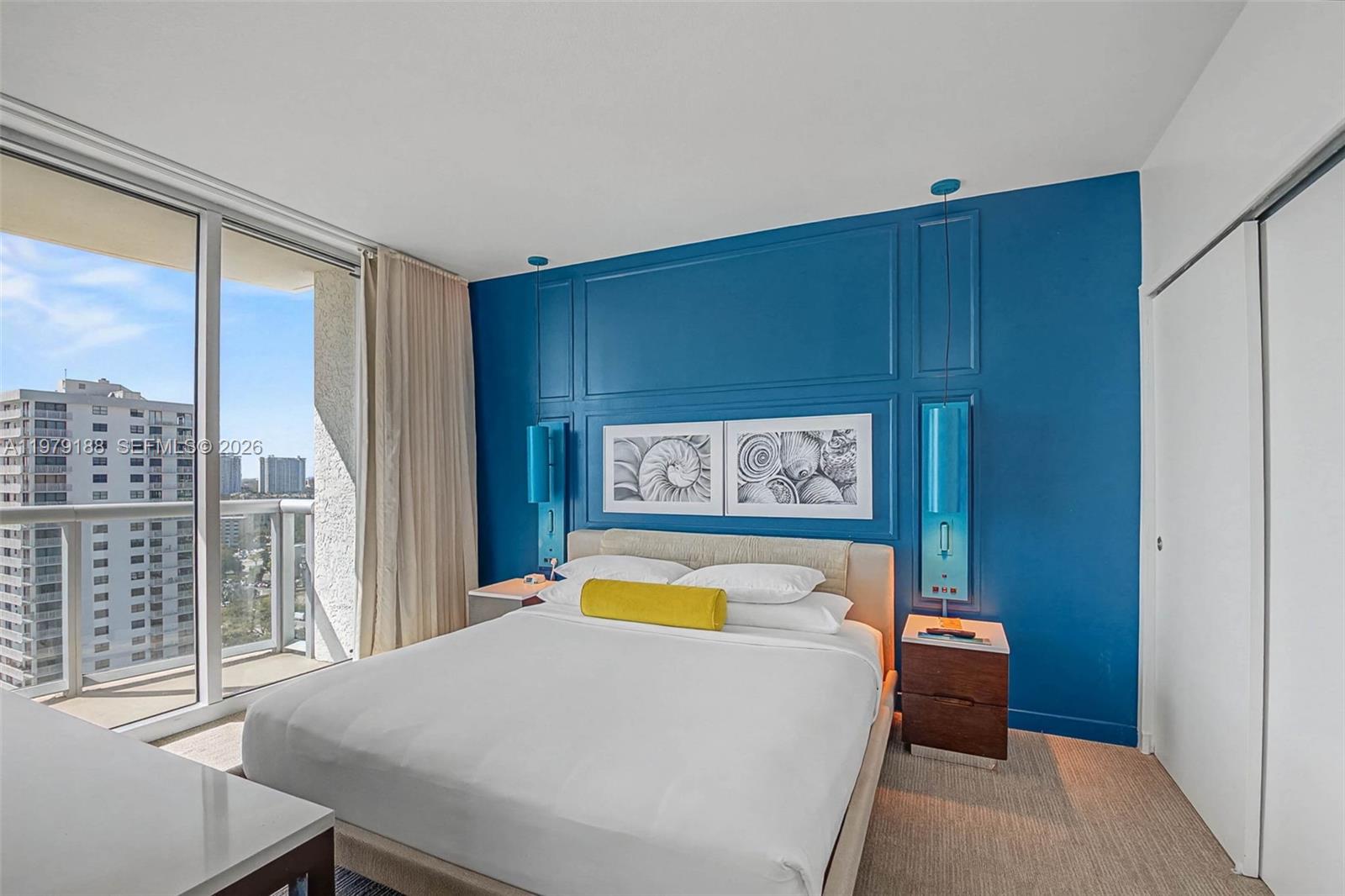 SOLE CONDO - Residential