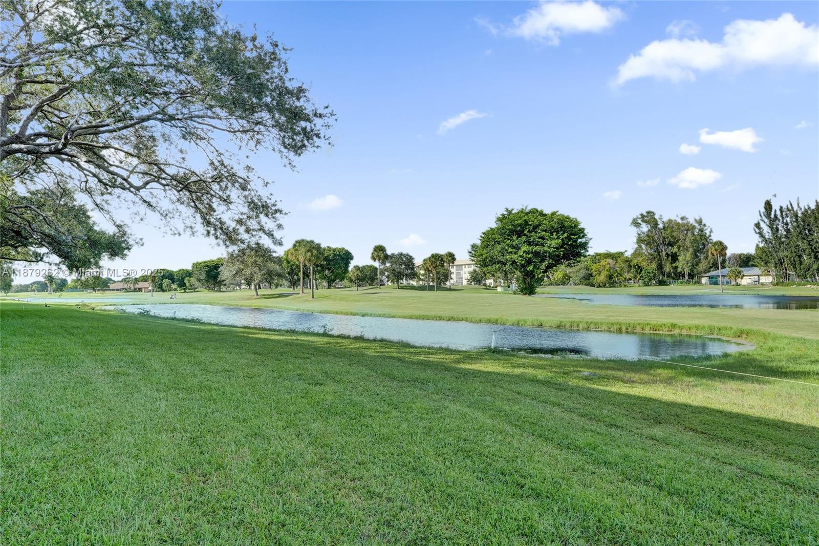 CAMBRIDGE AT CENTURY VILL - Residential