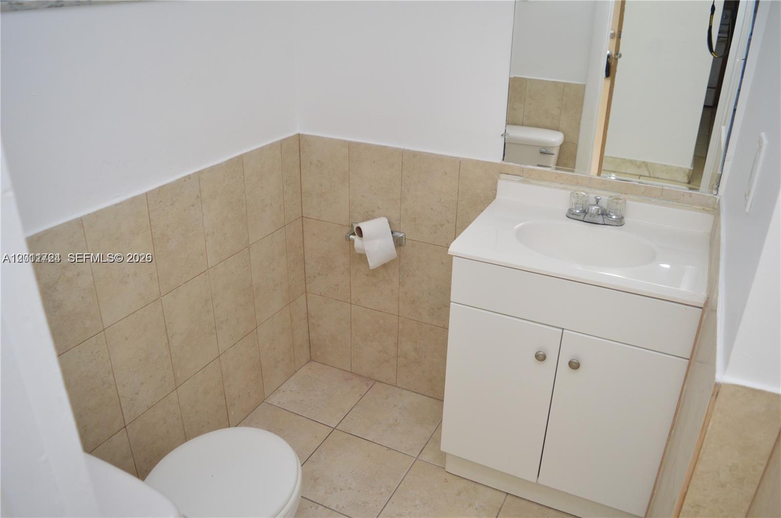 1601 NE 191st St B103