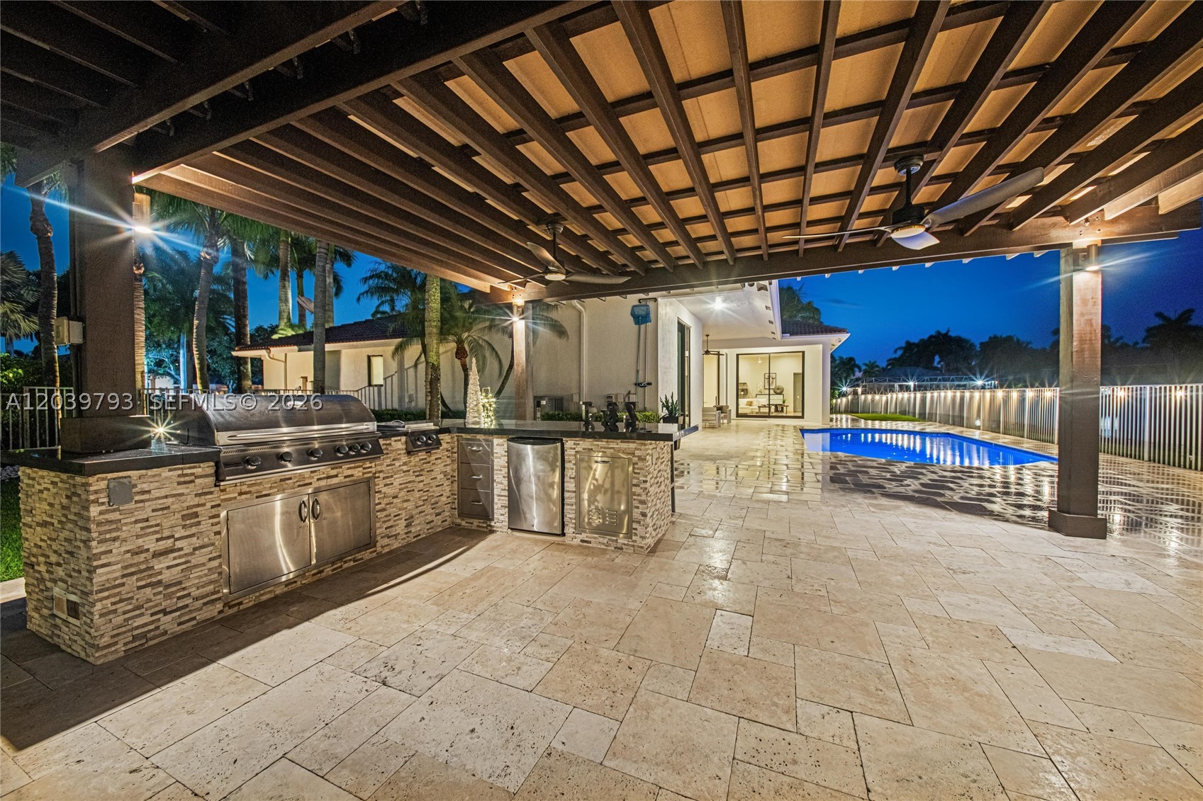 935 Gulfstream Ct