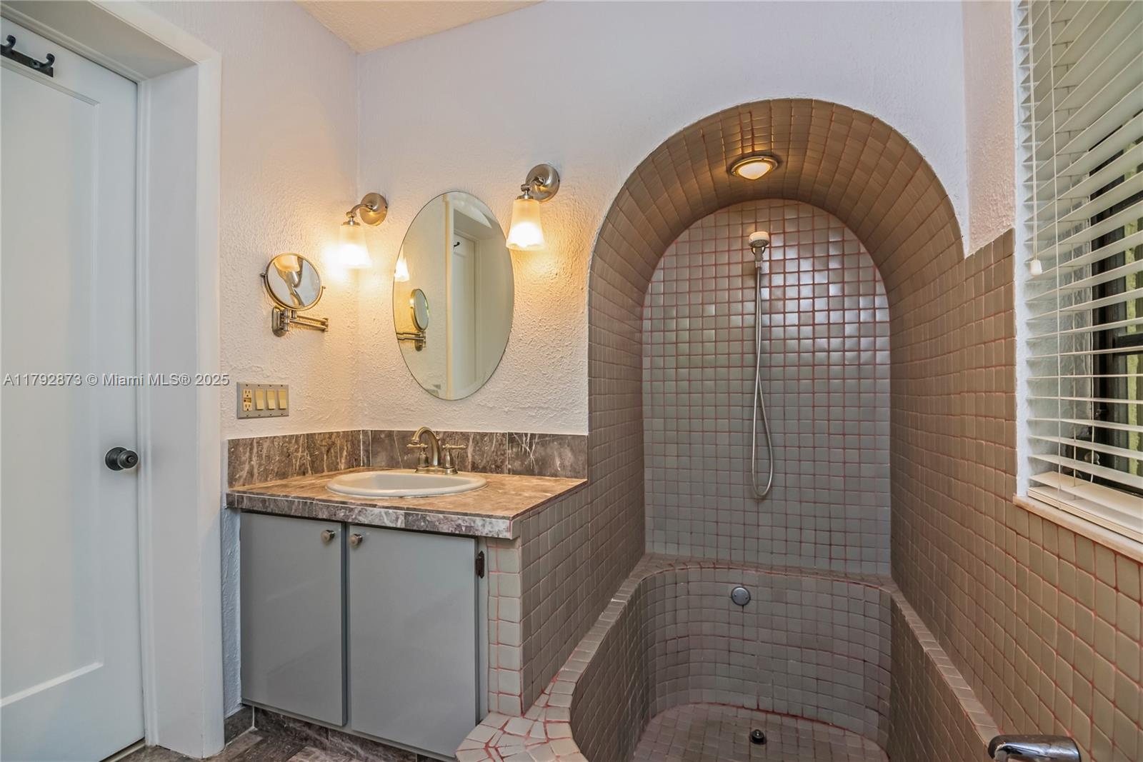 COCONUT GR SEC 1 C GAB - Residential