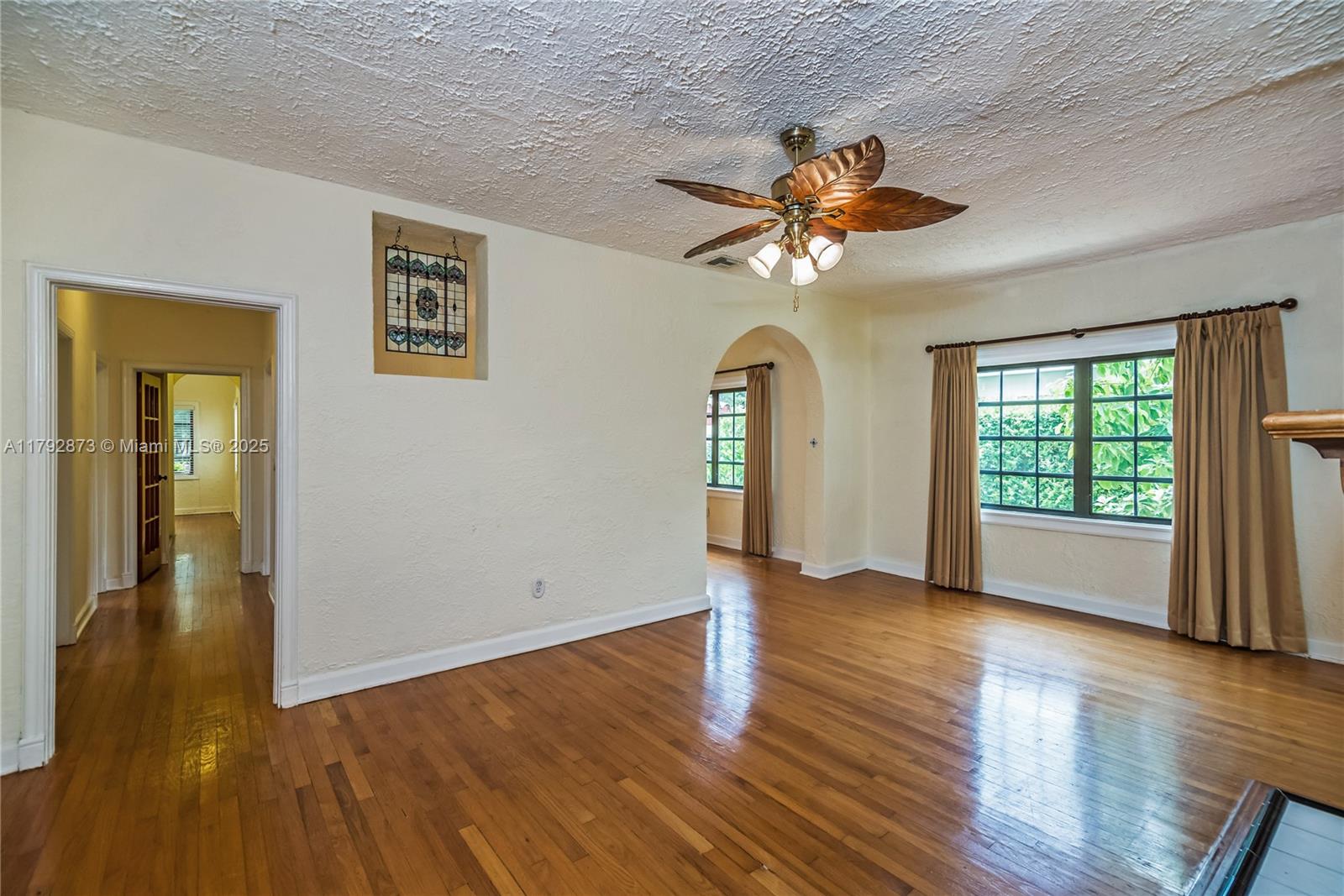 234 Alesio Ave