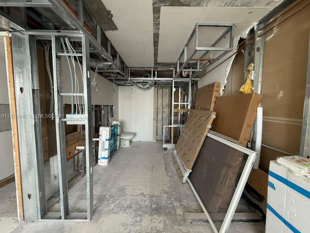 SUNSET HARBOUR SOUTH COND - Residential