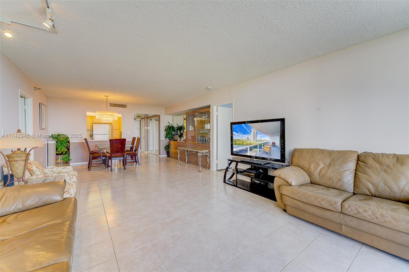 WATERVIEW CONDO - Residential