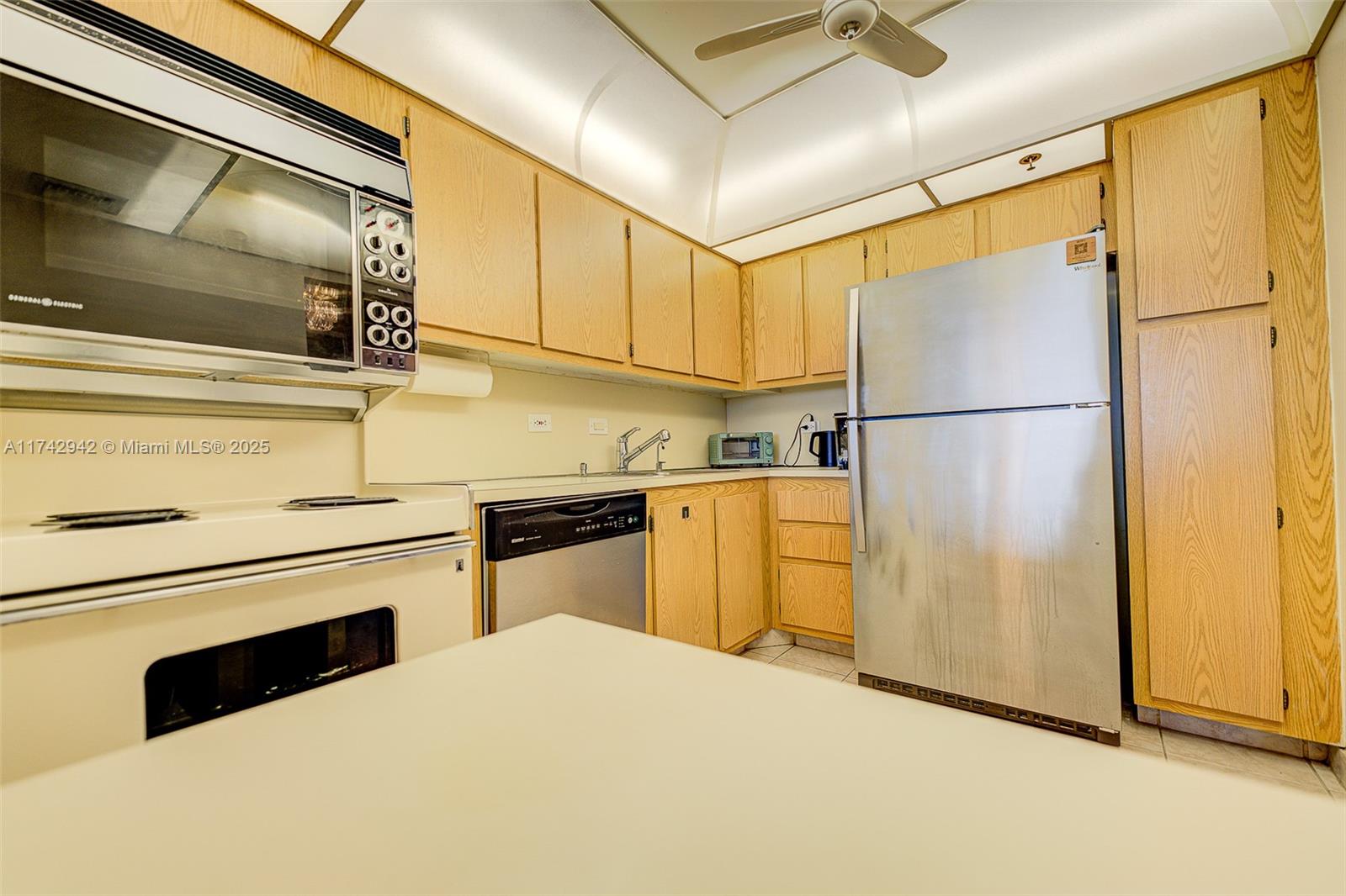 WATERVIEW CONDO - Residential