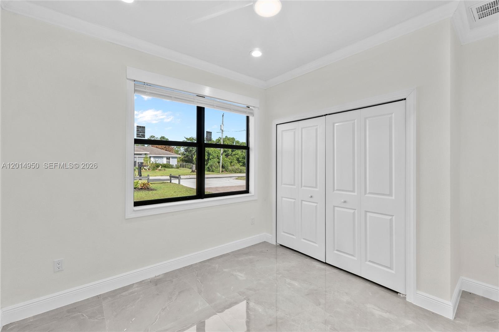 HIGHLANDS PARK SE AREA - Residential