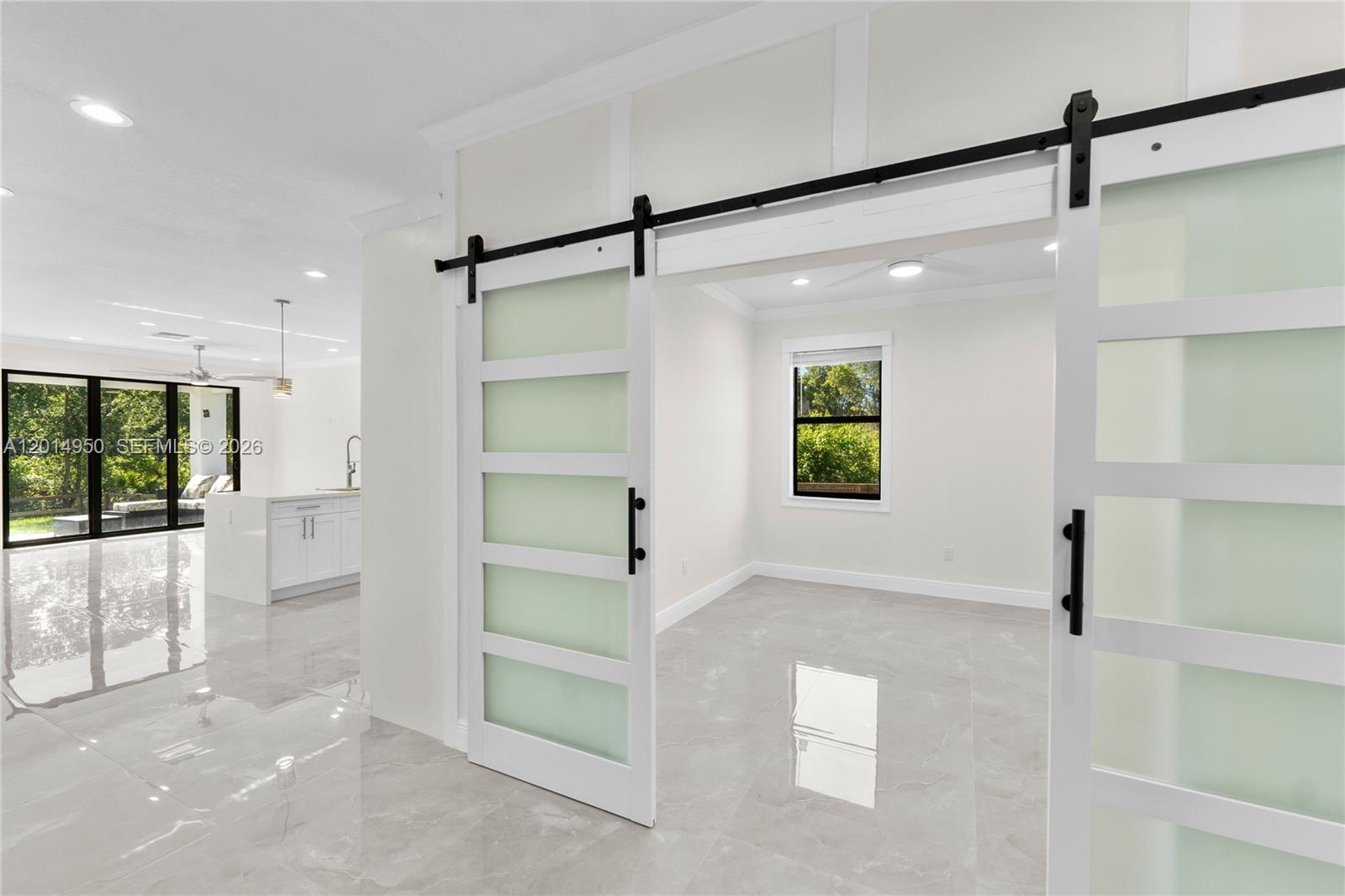 HIGHLANDS PARK SE AREA - Residential