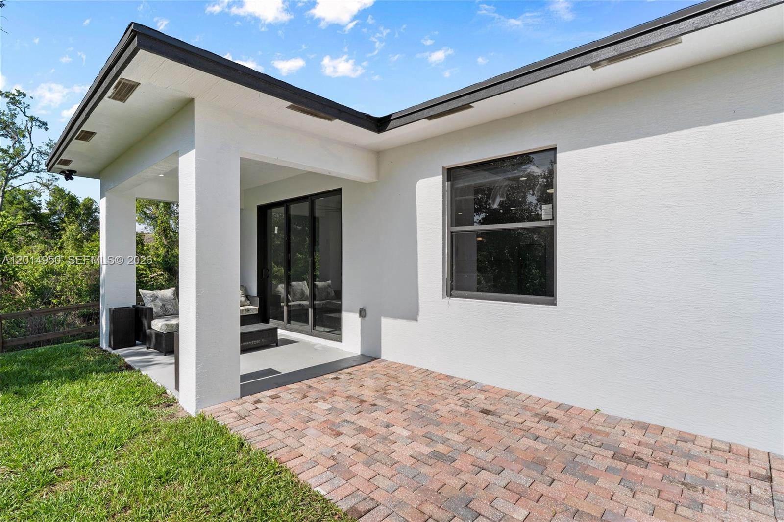 HIGHLANDS PARK SE AREA - Residential