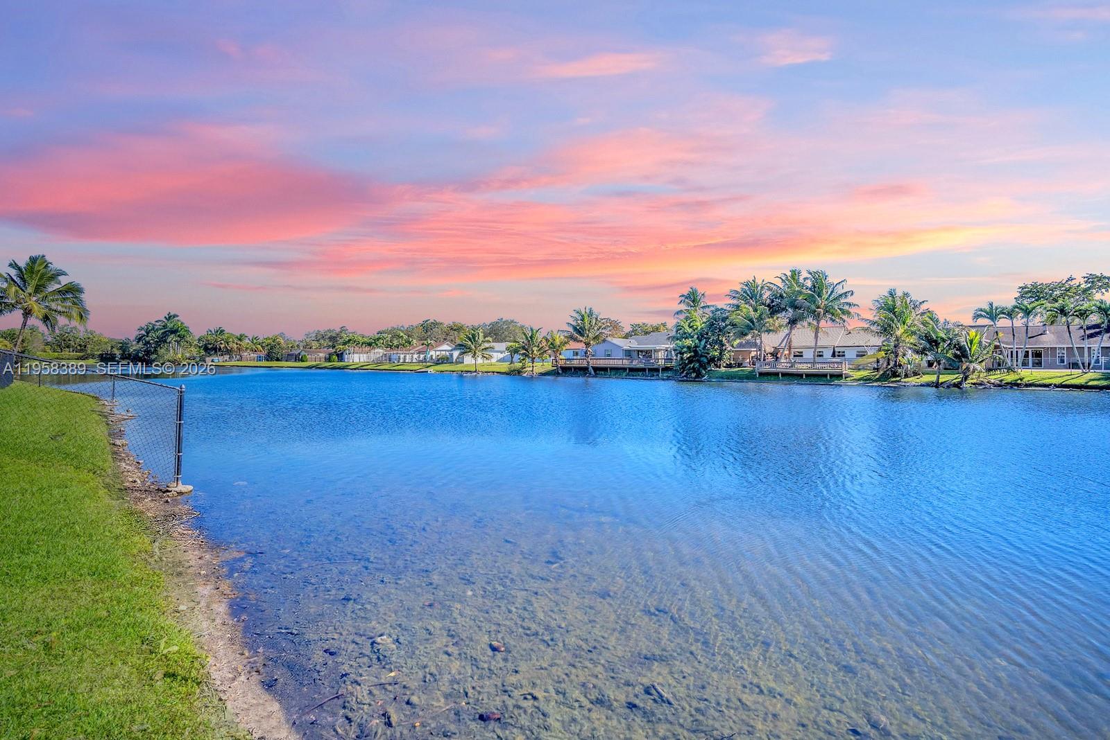 COOPERS GROVE - Residential