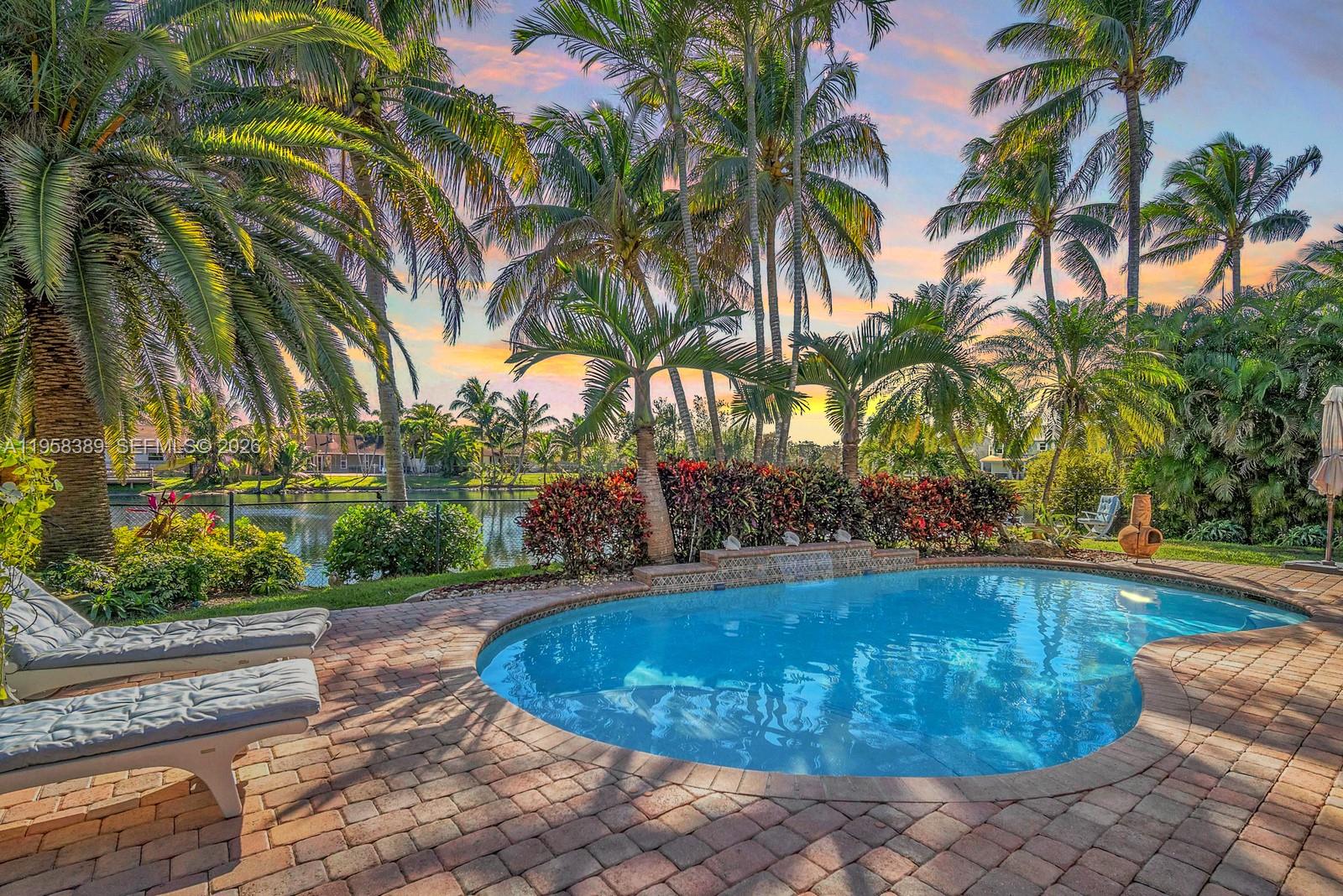 COOPERS GROVE - Residential