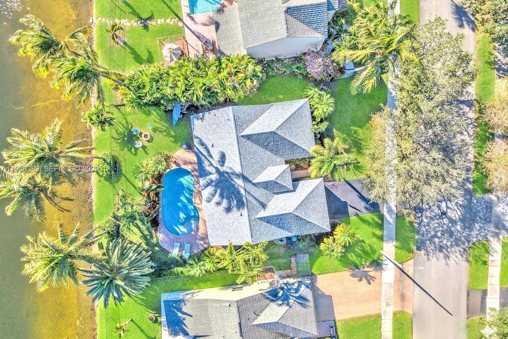 Photo of 10230 Grove Ln, Cooper City, FL 33328 (MLS # A11958389)