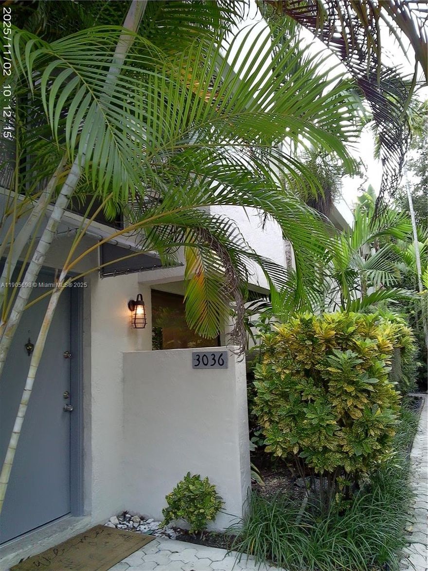 Beautiful townhouse located in the heart of Coconut Grove! This tri-level floor plan features 3 balconies, private terrace (backyard) and 1 gated assigned parking space. Washer & dryer in-unit. Walking distance to CocoWalk, Kennedy Park, Fresh Market, convenience stores, shops and public transportation.