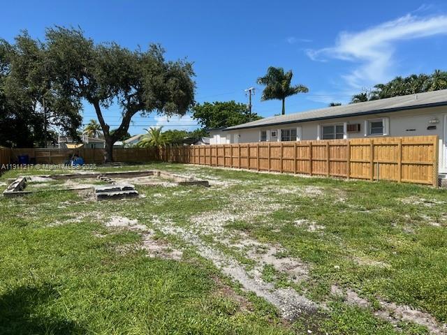 HOLLYWOOD PARK - Land