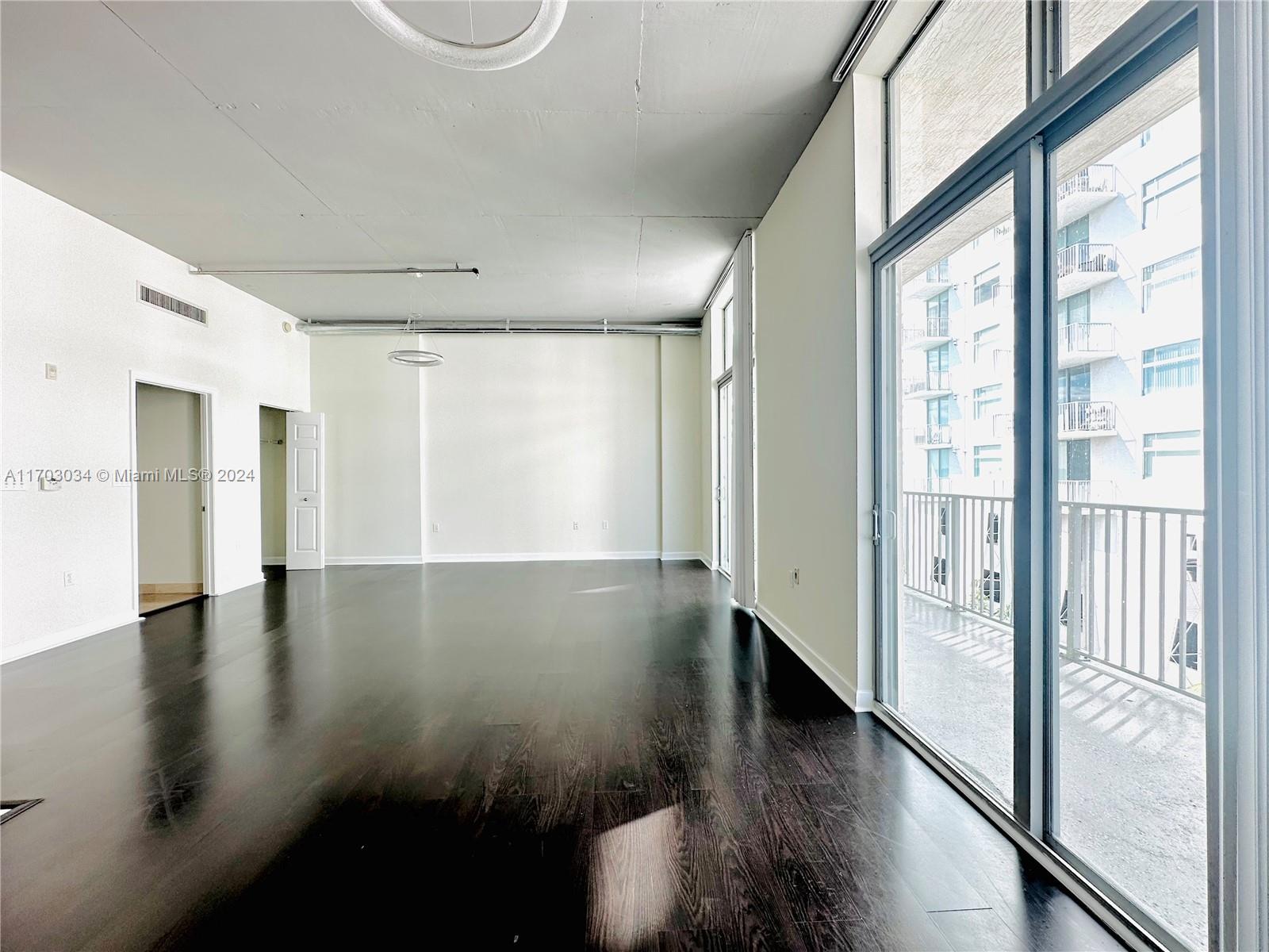 LOFTS AT HOLLYWOOD STATIO - Residential Lease