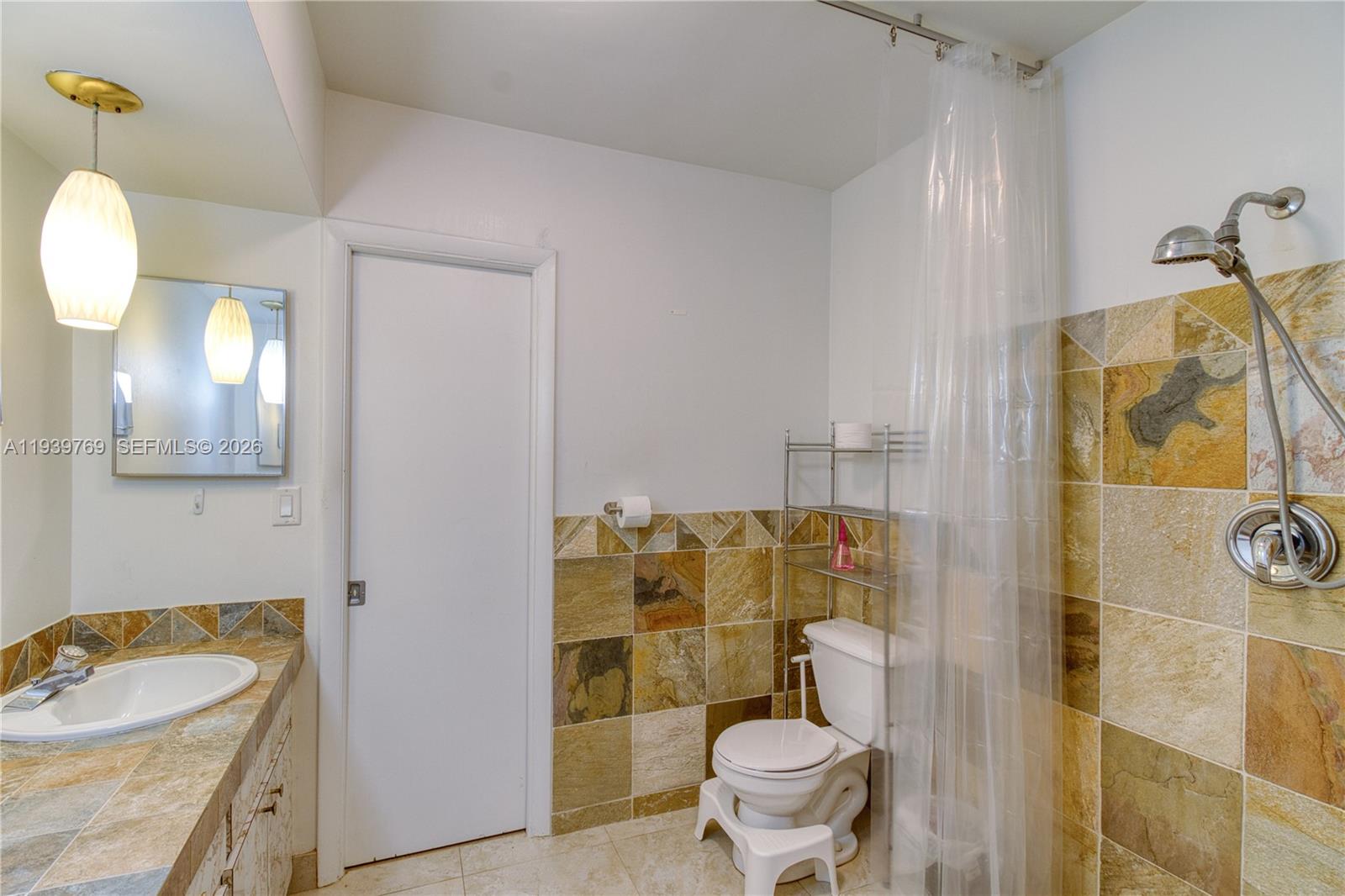 WOODLANDS SEC SIX - Residential