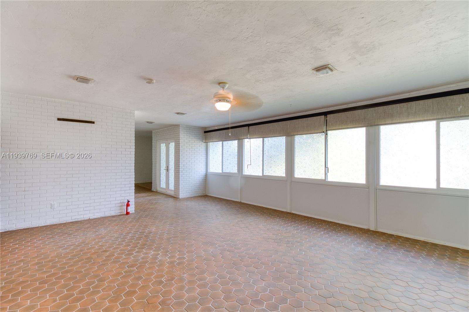 WOODLANDS SEC SIX - Residential