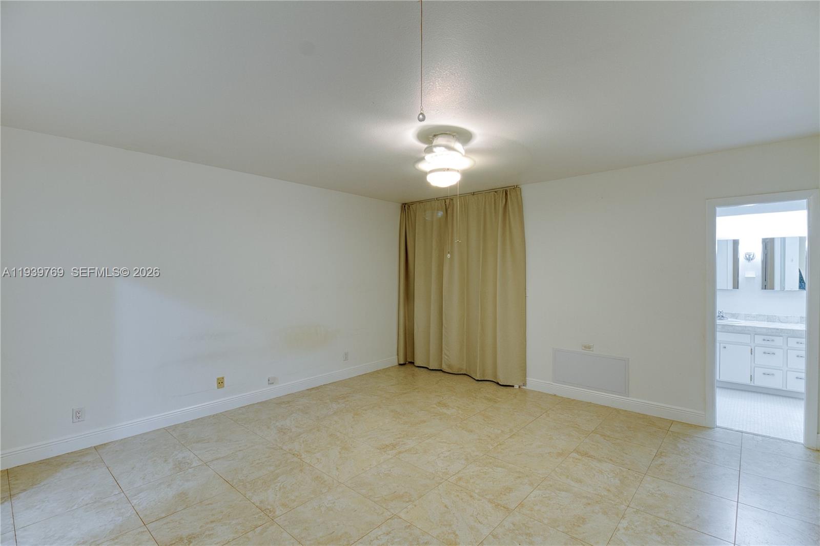 WOODLANDS SEC SIX - Residential